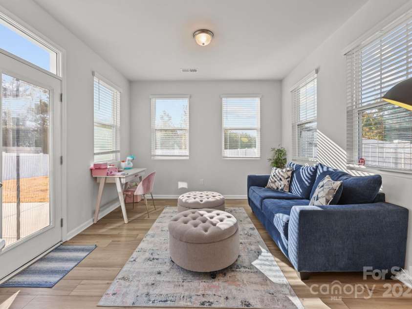 9102 Buckley Court, Charlotte, NC 28269.  MLS# CAR4313746, YatesRealty ID 16054. 