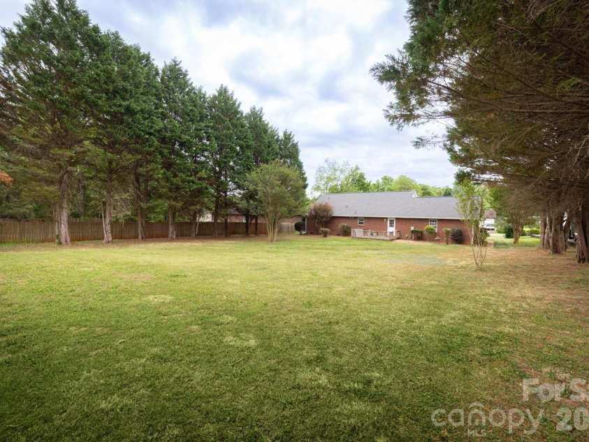 3971 Rolling Meadow Lane, Lincolnton, NC 28092.  MLS# CAR4373846, YatesRealty ID 16055. Spacious private backyard