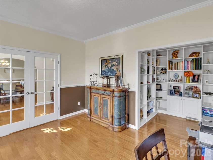237 Midway Crossing, Clyde, NC 28721.  MLS# CAR4374416, YatesRealty ID 16057. 