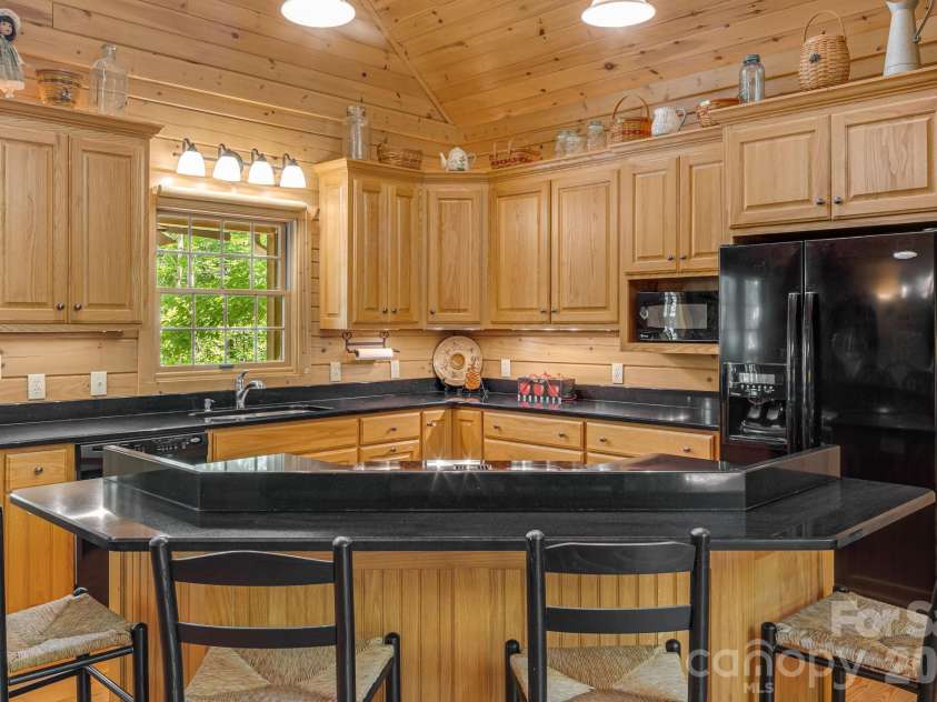 240 Ravenswood Drive, Marion, NC 28752.  MLS# CAR4322365, YatesRealty ID 16058. 