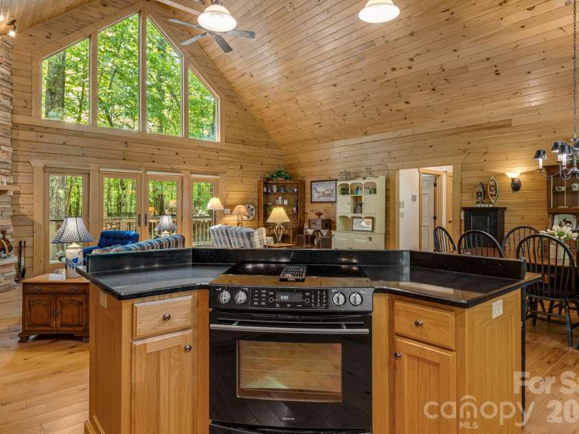 240 Ravenswood Drive, Marion, NC 28752.  MLS# CAR4322365, YatesRealty ID 16058. 