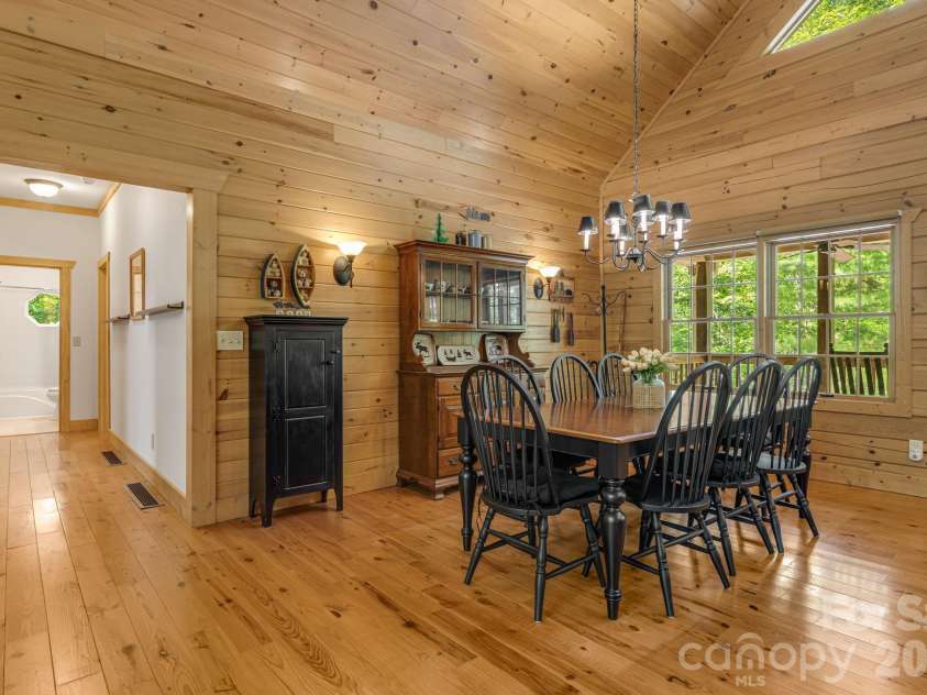 240 Ravenswood Drive, Marion, NC 28752.  MLS# CAR4322365, YatesRealty ID 16058. 