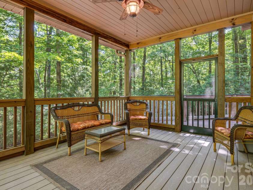 240 Ravenswood Drive, Marion, NC 28752.  MLS# CAR4322365, YatesRealty ID 16058. 