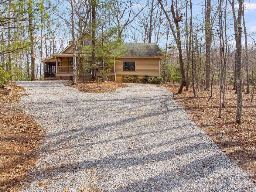 240 Ravenswood Drive, Marion, NC 28752.  MLS# CAR4322365, YatesRealty ID 16058. 