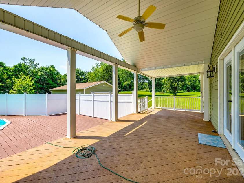 752 Chipmeadow Lane, York, SC 29745.  MLS# CAR4259145, YatesRealty ID 16058. Rear Deck