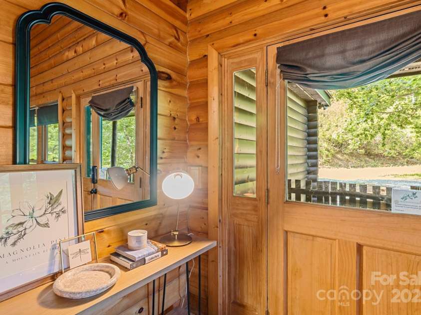 225 Magnolia Drive, Bryson City, NC 28713.  MLS# CAR4256326, YatesRealty ID 16059. 