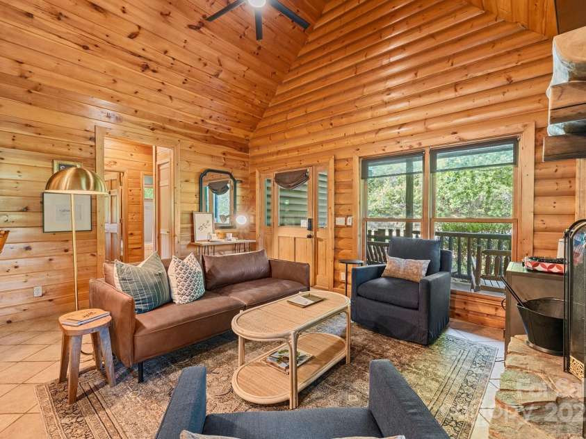 225 Magnolia Drive, Bryson City, NC 28713.  MLS# CAR4256326, YatesRealty ID 16059. 