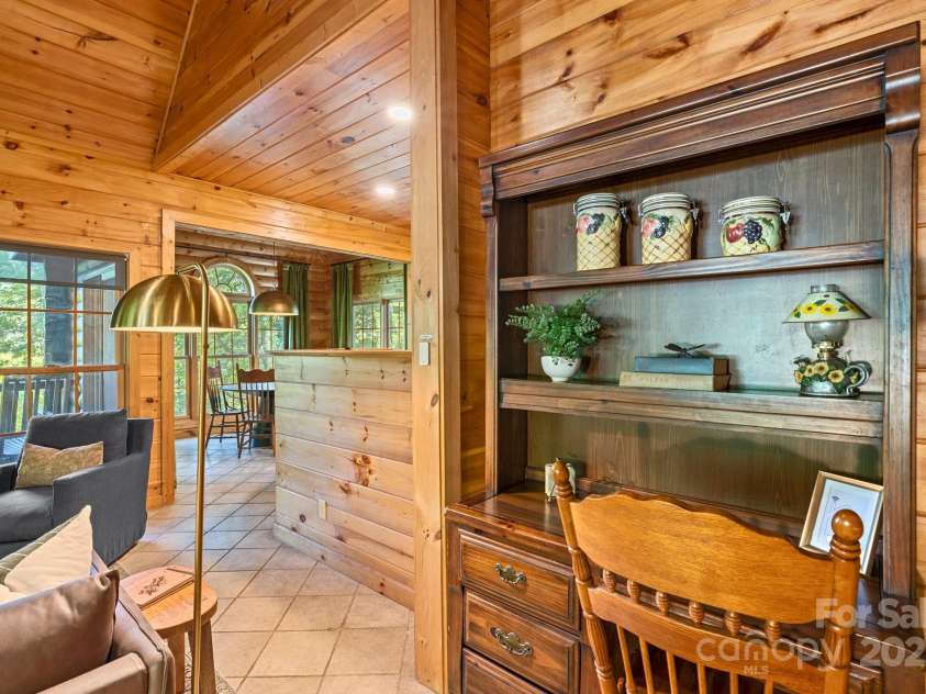 225 Magnolia Drive, Bryson City, NC 28713.  MLS# CAR4256326, YatesRealty ID 16059. 