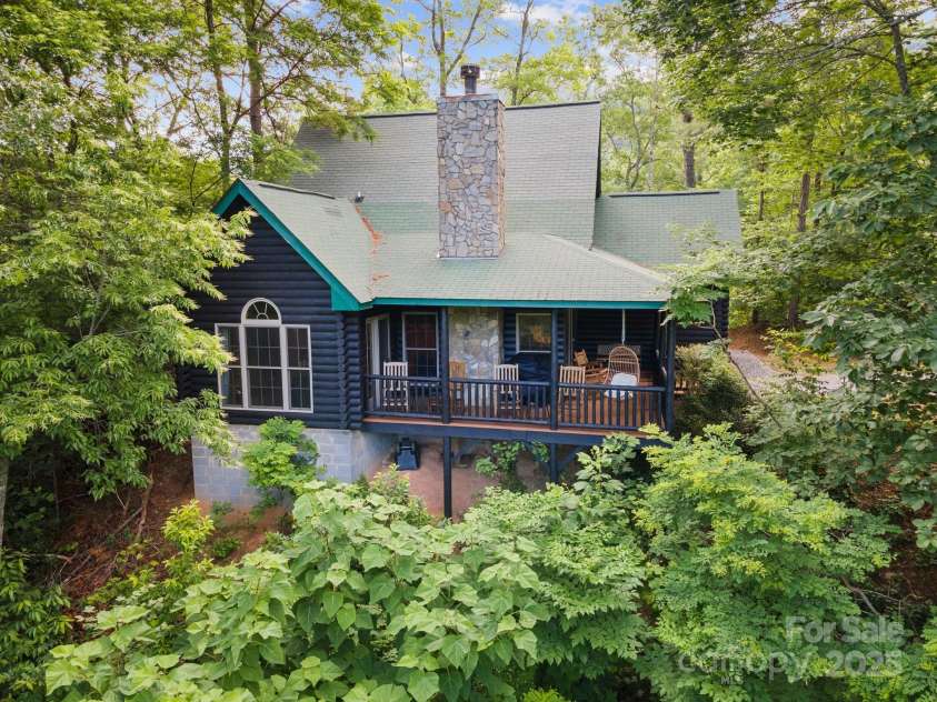 225 Magnolia Drive, Bryson City, NC 28713.  MLS# CAR4256326, YatesRealty ID 16059. 