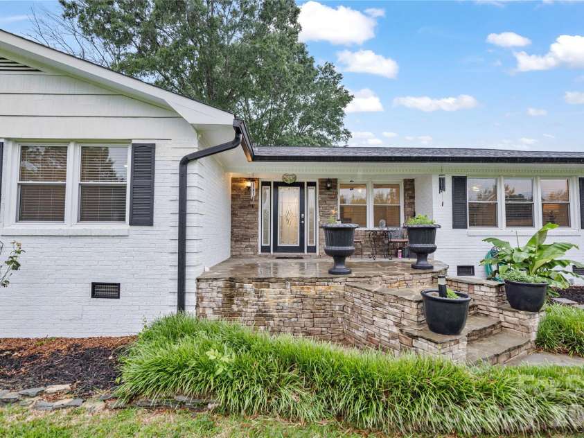 2524 Griffith Road, Monroe, NC 28112.  MLS# CAR4420258, YatesRealty ID 16059. 