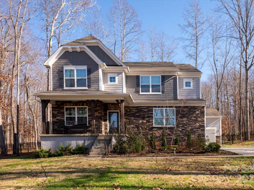 13017 Cinnamon Fern Lane, Mint Hill, NC 28227.  MLS# CAR4330864, YatesRealty ID 1606. 