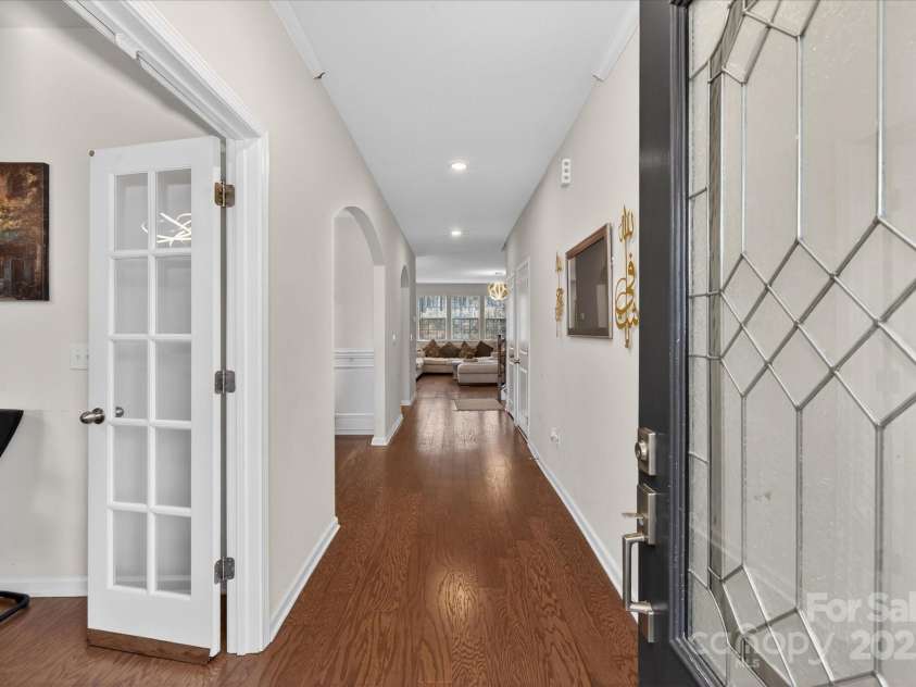13017 Cinnamon Fern Lane, Mint Hill, NC 28227.  MLS# CAR4330864, YatesRealty ID 1606. Foyer