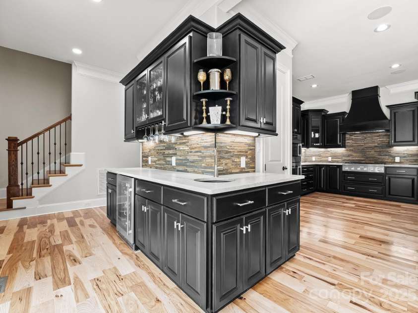 129 Hunts Landing Drive, Mooresville, NC 28117.  MLS# CAR4244761, YatesRealty ID 16060. 