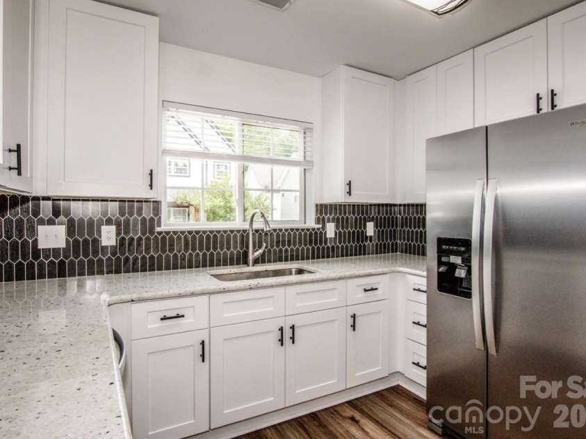 332 Cassidy Lane, Mooresville, NC 28115.  MLS# CAR4368929, YatesRealty ID 16061. 