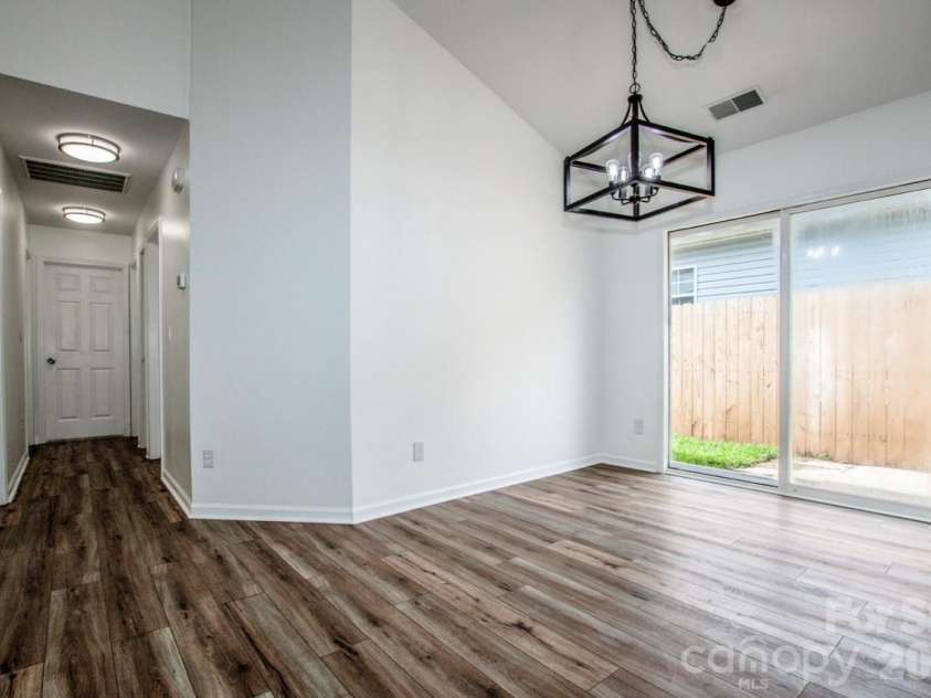 332 Cassidy Lane, Mooresville, NC 28115.  MLS# CAR4368929, YatesRealty ID 16061. 