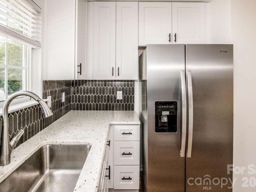 332 Cassidy Lane, Mooresville, NC 28115.  MLS# CAR4368929, YatesRealty ID 16061. 