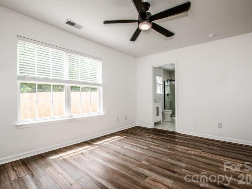 332 Cassidy Lane, Mooresville, NC 28115.  MLS# CAR4368929, YatesRealty ID 16061. 