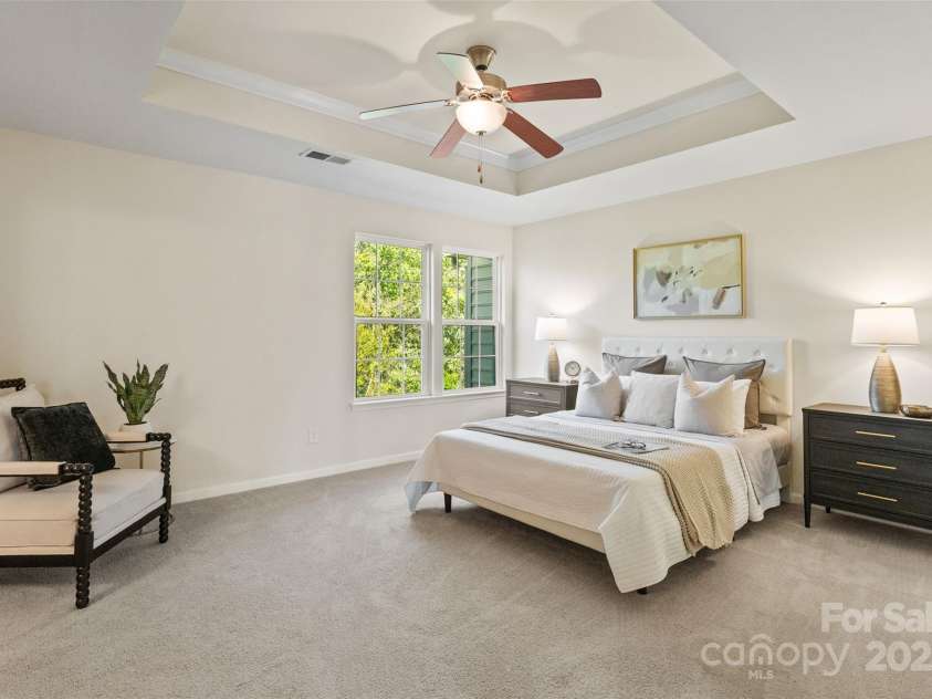 9618 Springholm Drive, Charlotte, NC 28278.  MLS# CAR4246189, YatesRealty ID 16061. 