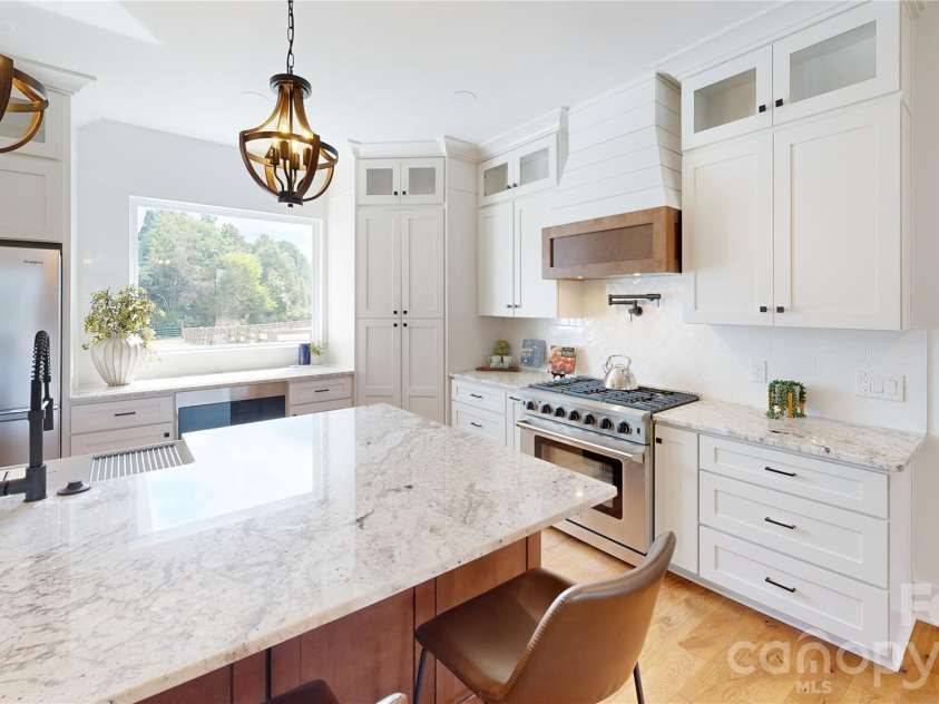 5008 Steele Village Road, Rock Hill, SC 29730.  MLS# CAR4363417, YatesRealty ID 16062. 