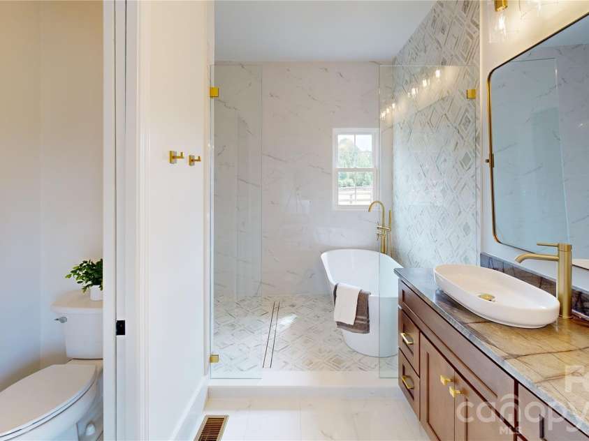 5008 Steele Village Road, Rock Hill, SC 29730.  MLS# CAR4363417, YatesRealty ID 16062. Primary Bathroom