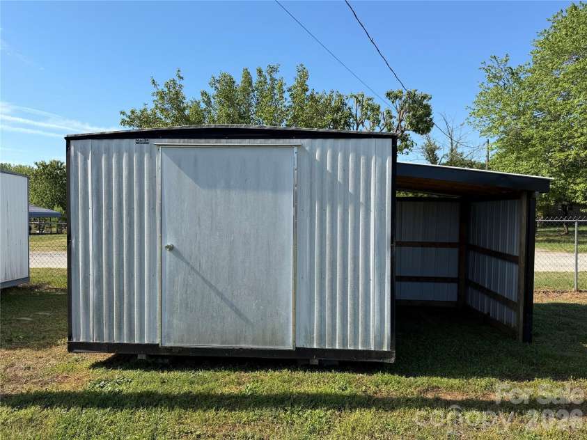 372 Ferry Road, Forest City, NC 28043.  MLS# CAR4370894, YatesRealty ID 16064. 