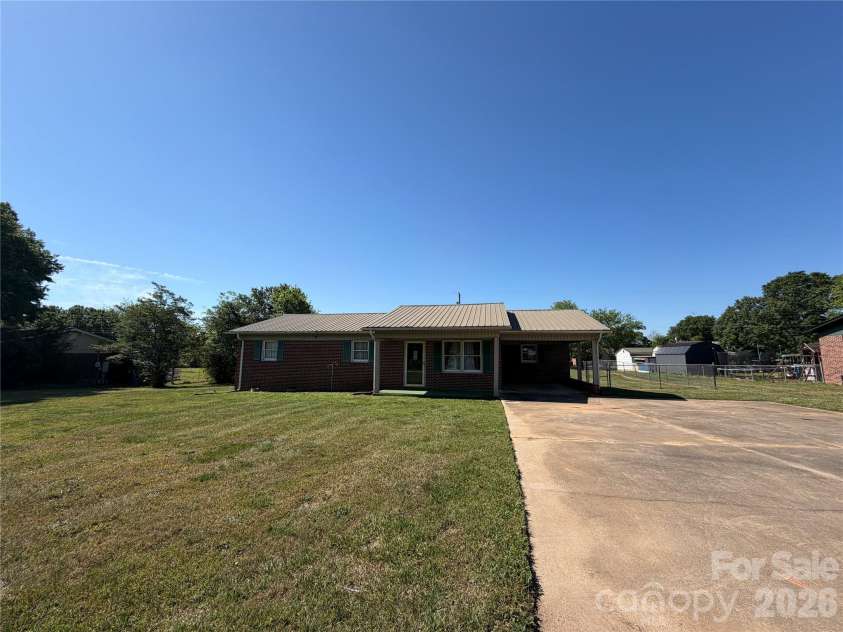 372 Ferry Road, Forest City, NC 28043.  MLS# CAR4370894, YatesRealty ID 16064. 