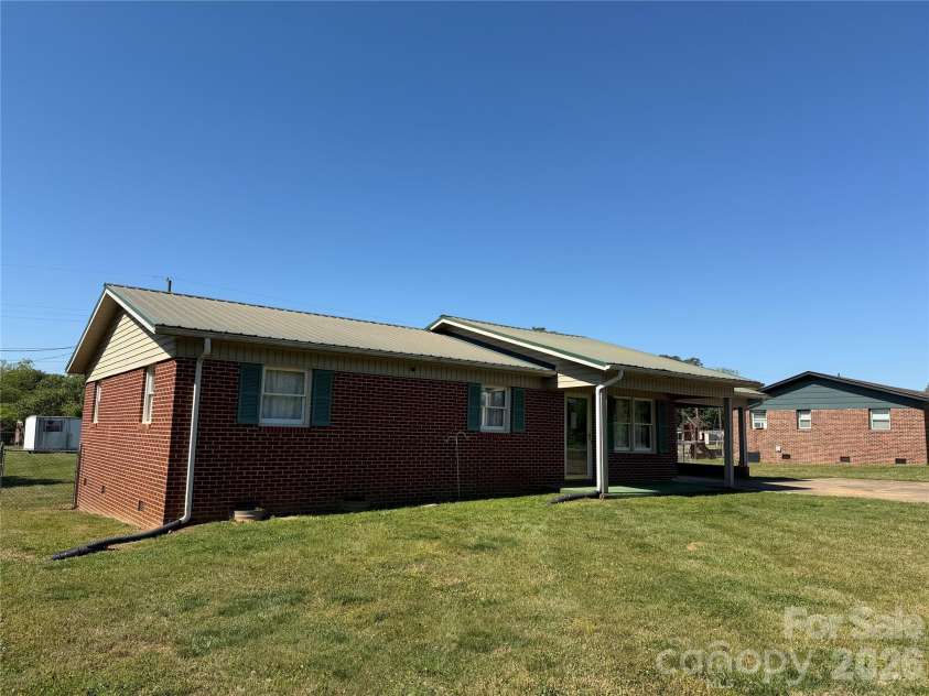 372 Ferry Road, Forest City, NC 28043.  MLS# CAR4370894, YatesRealty ID 16064. 