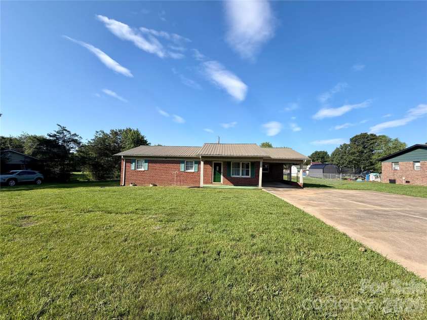 372 Ferry Road, Forest City, NC 28043.  MLS# CAR4370894, YatesRealty ID 16064. 