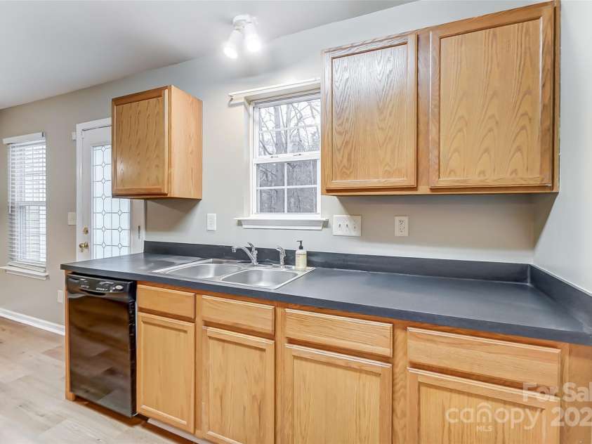 830 Wilcrest Court, York, SC 29745.  MLS# CAR4220923, YatesRealty ID 16064. 