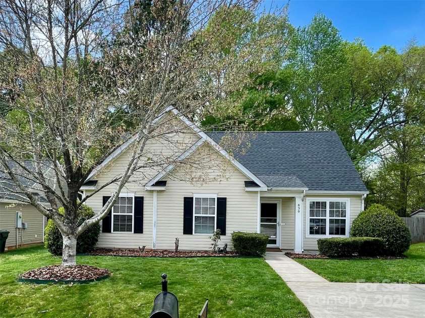 830 Wilcrest Court, York, SC 29745.  MLS# CAR4220923, YatesRealty ID 16064. 