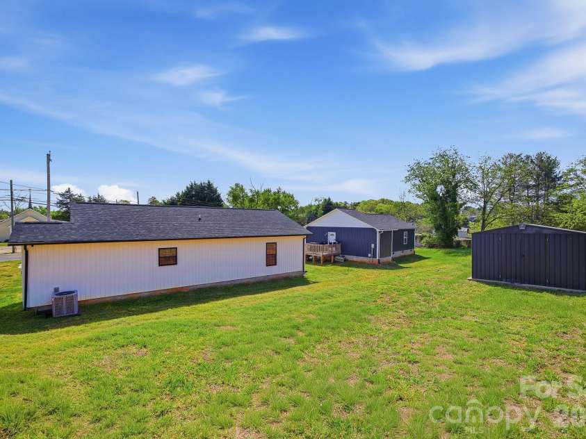 177 Duke Street, Granite Falls, NC 28630.  MLS# CAR4364575, YatesRealty ID 16066. 