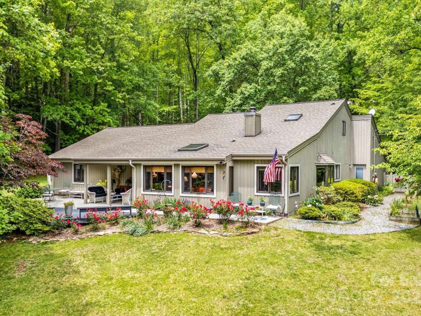 43 Amaroo Ridge, Webster, NC 28788.  MLS# CAR4246485, YatesRealty ID 16068. 