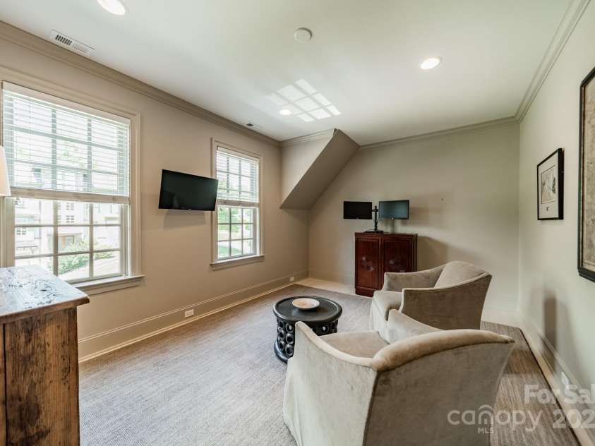 1801 Maryland Avenue, Charlotte, NC 28209.  MLS# CAR4235265, YatesRealty ID 16069. 4th Bedroom