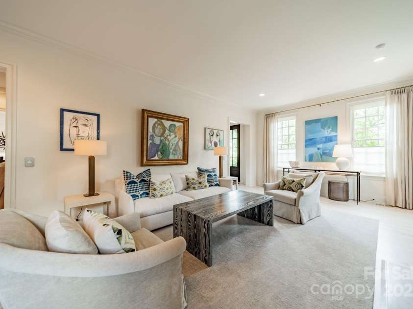 1801 Maryland Avenue, Charlotte, NC 28209.  MLS# CAR4235265, YatesRealty ID 16069. 