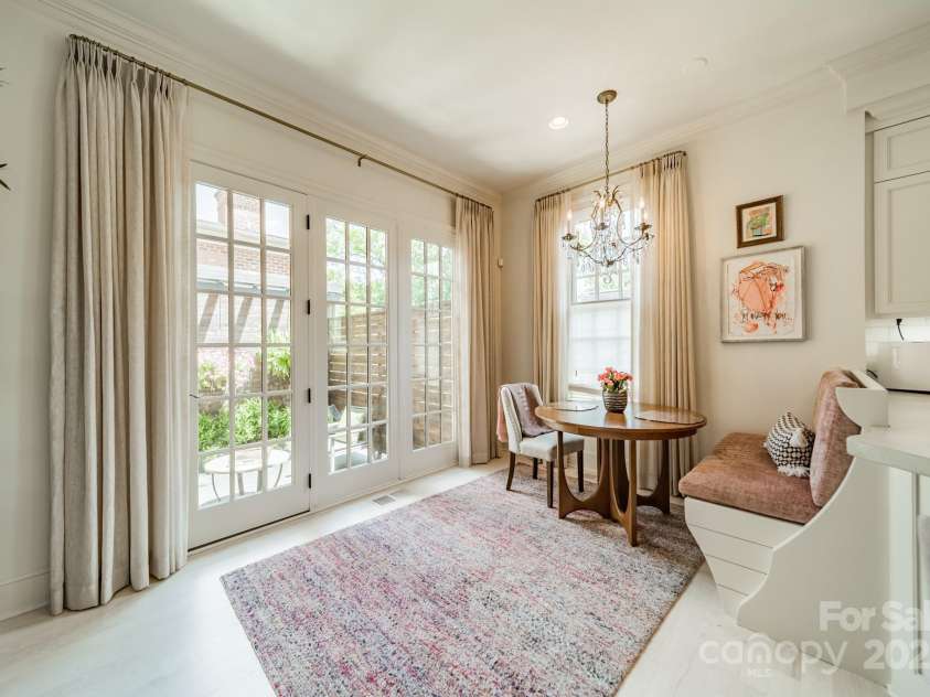 1801 Maryland Avenue, Charlotte, NC 28209.  MLS# CAR4235265, YatesRealty ID 16069. 