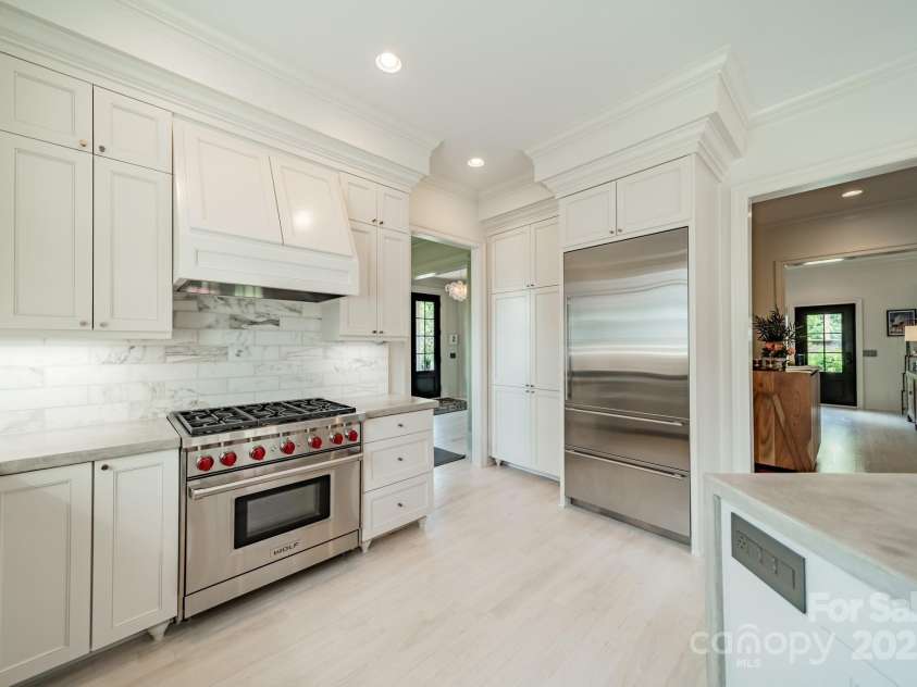 1801 Maryland Avenue, Charlotte, NC 28209.  MLS# CAR4235265, YatesRealty ID 16069. 