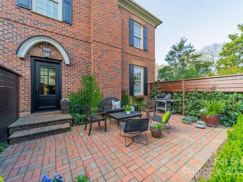 1801 Maryland Avenue, Charlotte, NC 28209.  MLS# CAR4235265, YatesRealty ID 16069. Patio off family room