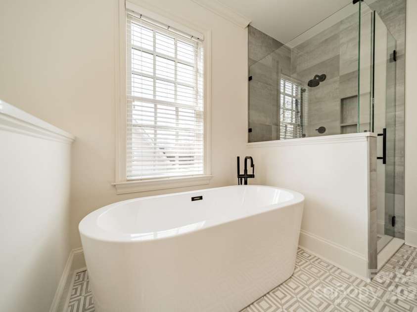 1801 Maryland Avenue, Charlotte, NC 28209.  MLS# CAR4235265, YatesRealty ID 16069. Primary