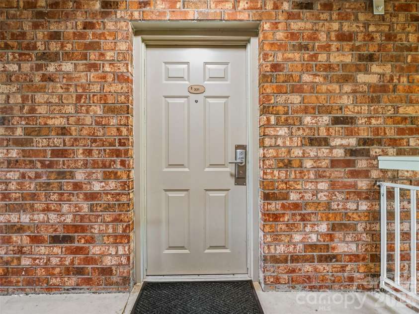 331 Bowling Park Road, Asheville, NC 28803.  MLS# CAR4375055, YatesRealty ID 16069. 