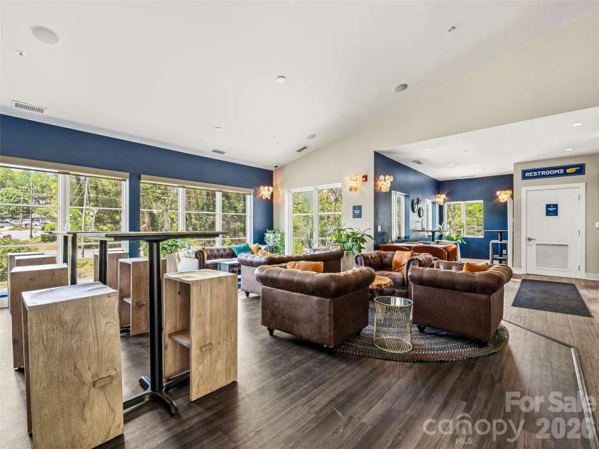 331 Bowling Park Road, Asheville, NC 28803.  MLS# CAR4375055, YatesRealty ID 16069. 