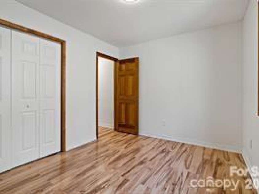 249 Starlin Mountain Road, Bakersville, NC 28705.  MLS# CAR4345394, YatesRealty ID 1607. 