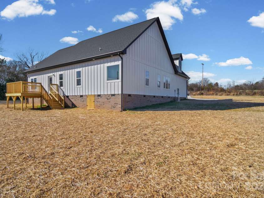 4106 New Salem Road, Marshville, NC 28103.  MLS# CAR4331810, YatesRealty ID 1607. 