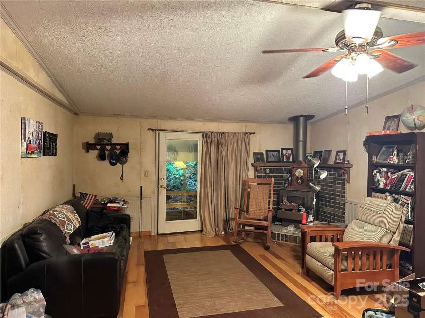 98 Long Pine Drive, Mills River, NC 28759.  MLS# CAR4264413, YatesRealty ID 16070. Living Room