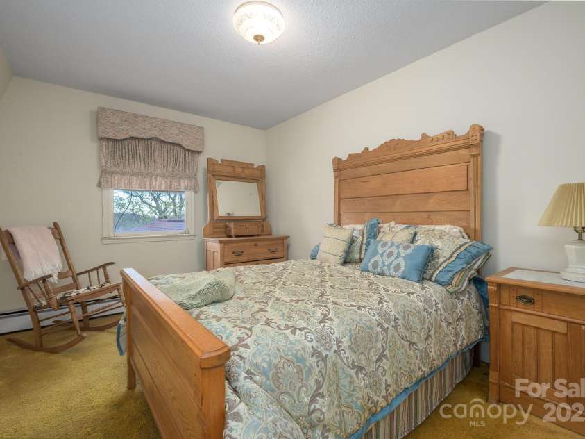 184 Buff Ridge Road, Boone, NC 28607.  MLS# CAR4301636, YatesRealty ID 16071. Bedroom 4