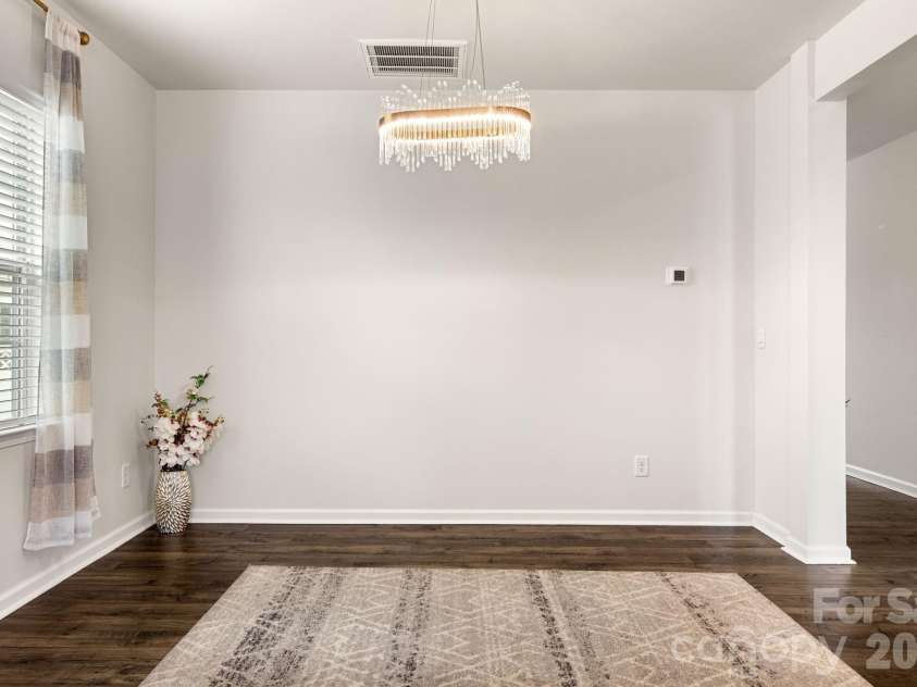 9142 Mackinaw Drive, Gastonia, NC 28056.  MLS# CAR4326705, YatesRealty ID 16071. Dining room