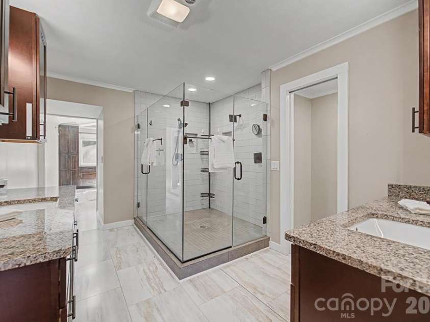 240 North Country Club Drive, Cullowhee, NC 28723.  MLS# CAR4350258, YatesRealty ID 16072. 