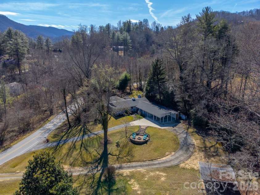 240 North Country Club Drive, Cullowhee, NC 28723.  MLS# CAR4350258, YatesRealty ID 16072. 