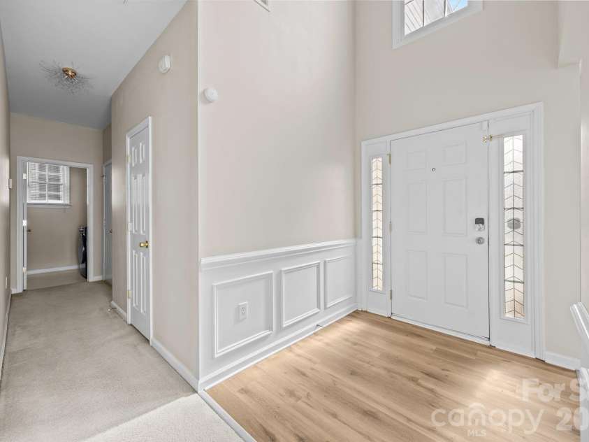3203 Arklow Road, Charlotte, NC 28269.  MLS# CAR4350253, YatesRealty ID 16073. 