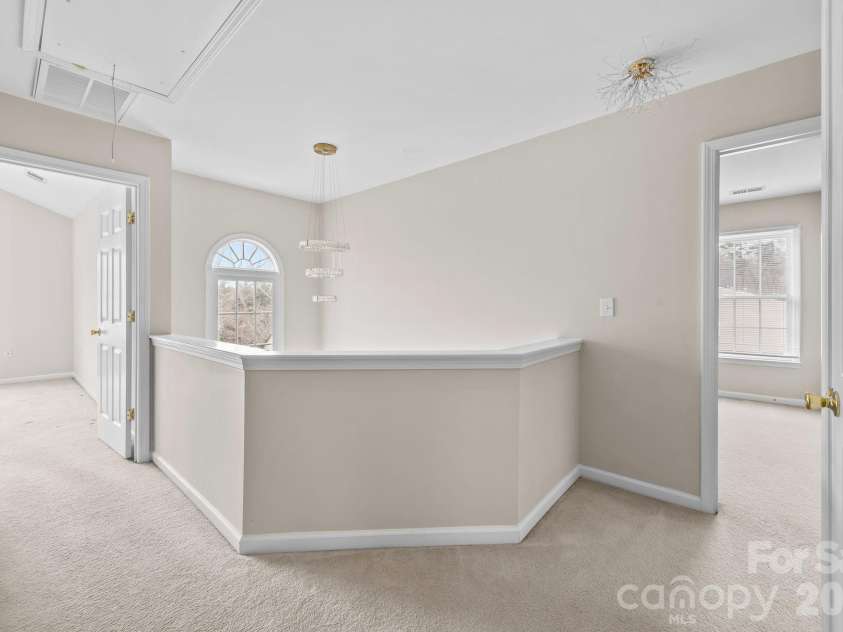 3203 Arklow Road, Charlotte, NC 28269.  MLS# CAR4350253, YatesRealty ID 16073. 