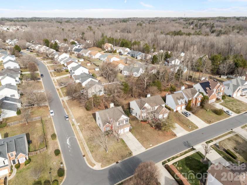 3203 Arklow Road, Charlotte, NC 28269.  MLS# CAR4350253, YatesRealty ID 16073. 